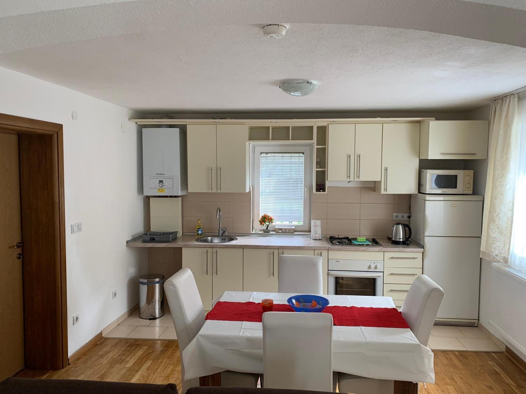 Apartment Dzeni Сараево Екстериор снимка